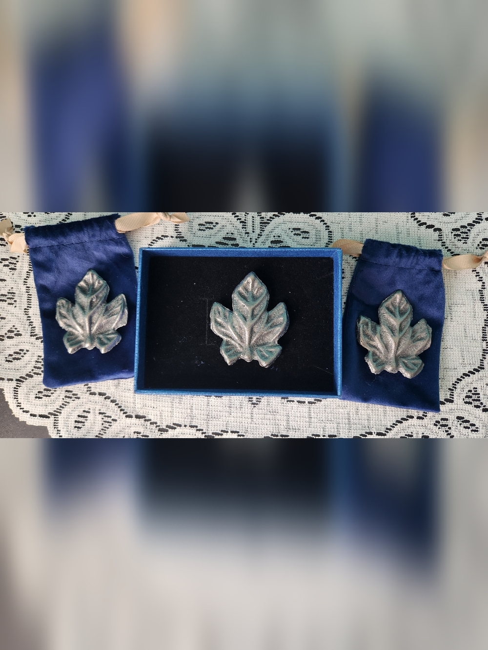 3 Iron Leaf For Iron Deficiency and 2 Gift Bags